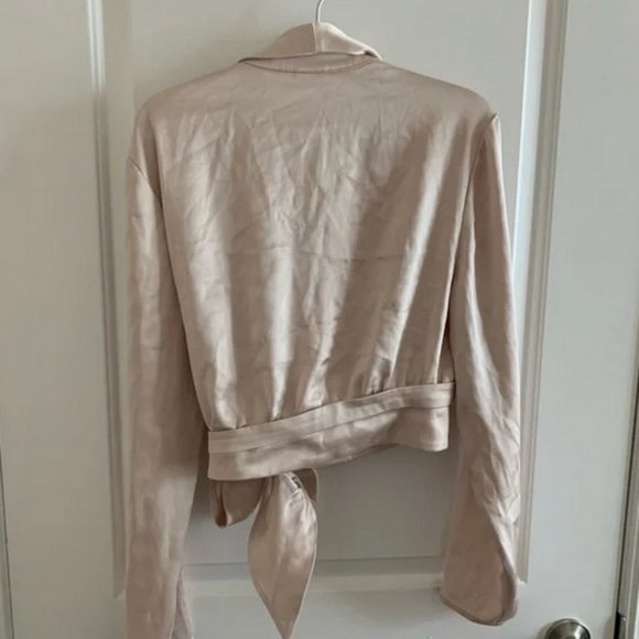 Aritzia Cream Satin Blouse - Picture 2 of 4